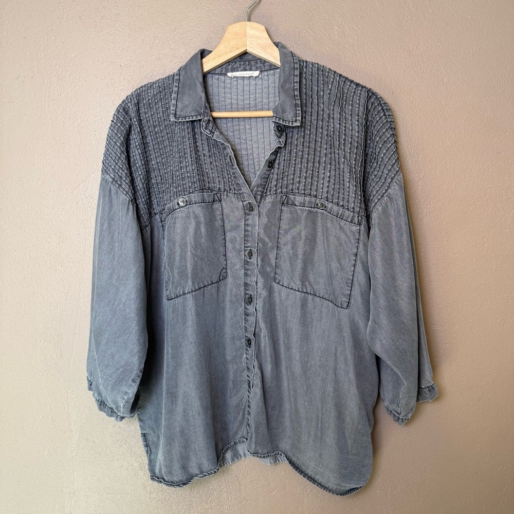 Lovestich Women’s Button Down Distressed Gray Top Size XL Pin-tuck Pleating - Picture 3 of 15